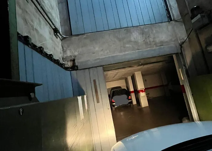 3 Hab - Parking Gratis - A Un Paso Del Centro - Ideal Escapada * Малага